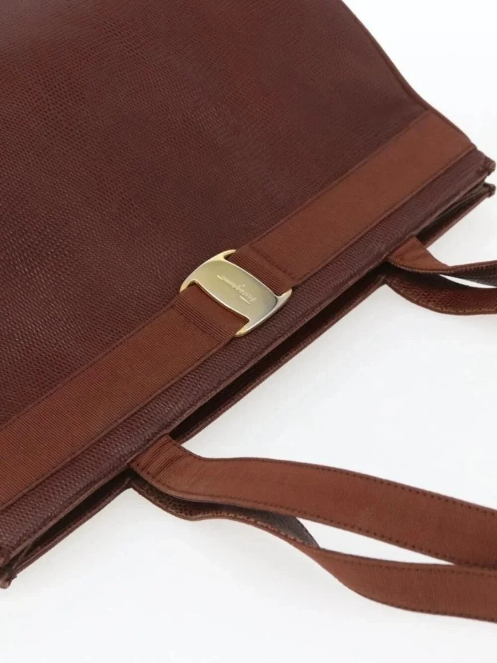 Salvatore Ferragamo Vala Shoulder Bag Leather Brown Gold Auth ka1378